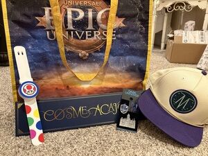 EPIC UNIVERSE NIB Harry Potter ROSEWOOD Wand, Toad Power-Up Band, Dark Universe